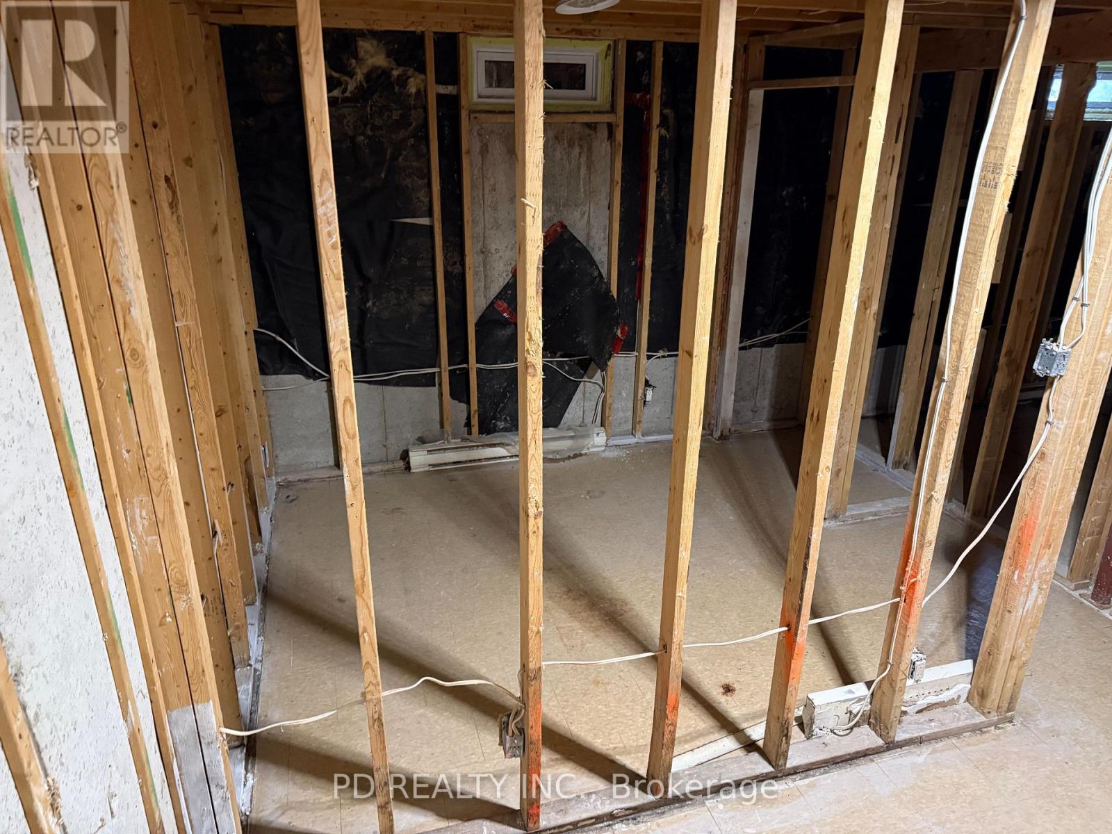 831 Milford Drive, Peterborough (Ashburnham Ward 4), Ontario  K9J 8K3 - Photo 19 - X12837470