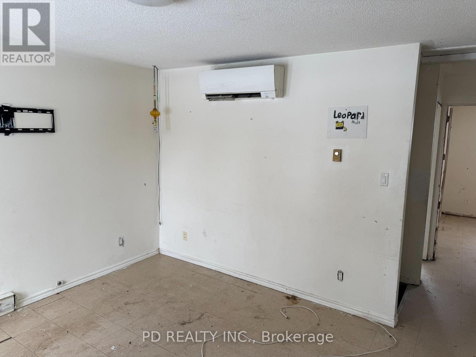 831 Milford Drive, Peterborough (Ashburnham Ward 4), Ontario  K9J 8K3 - Photo 3 - X12837470