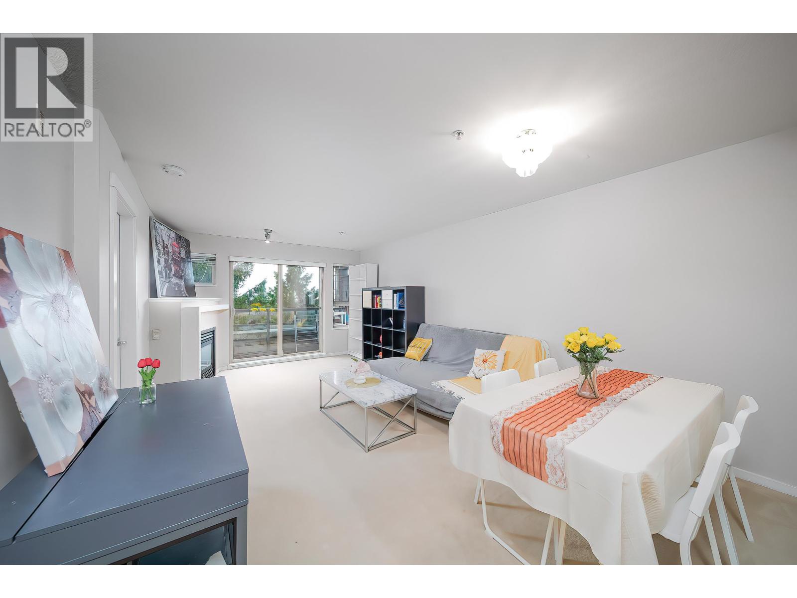 312 9329 UNIVERSITY, Burnaby, British Columbia