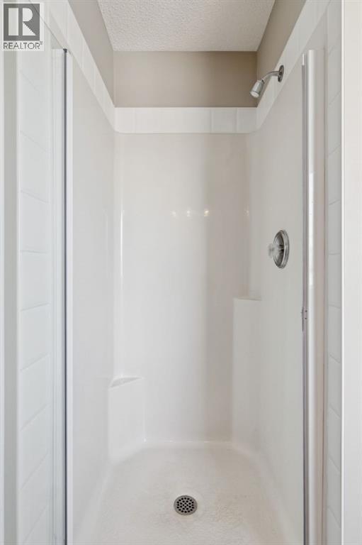 40 Shannon Gardens Sw, Calgary, Alberta  T2Y 4L7 - Photo 28 - A2289743