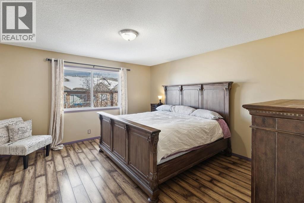 40 Shannon Gardens Sw, Calgary, Alberta  T2Y 4L7 - Photo 23 - A2289743