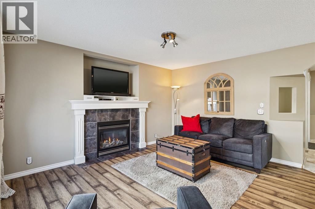 40 Shannon Gardens Sw, Calgary, Alberta  T2Y 4L7 - Photo 10 - A2289743
