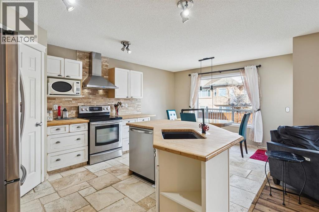 40 Shannon Gardens Sw, Calgary, Alberta  T2Y 4L7 - Photo 15 - A2289743