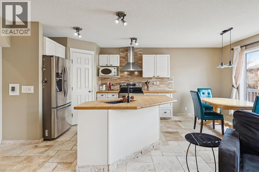 40 Shannon Gardens Sw, Calgary, Alberta  T2Y 4L7 - Photo 14 - A2289743