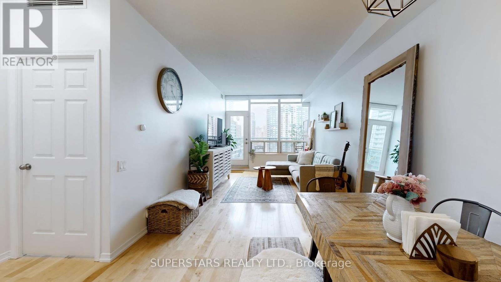 516 - 33 Empress Avenue, Toronto, Ontario M2N 6Y7 - Photo 4 - C12837476