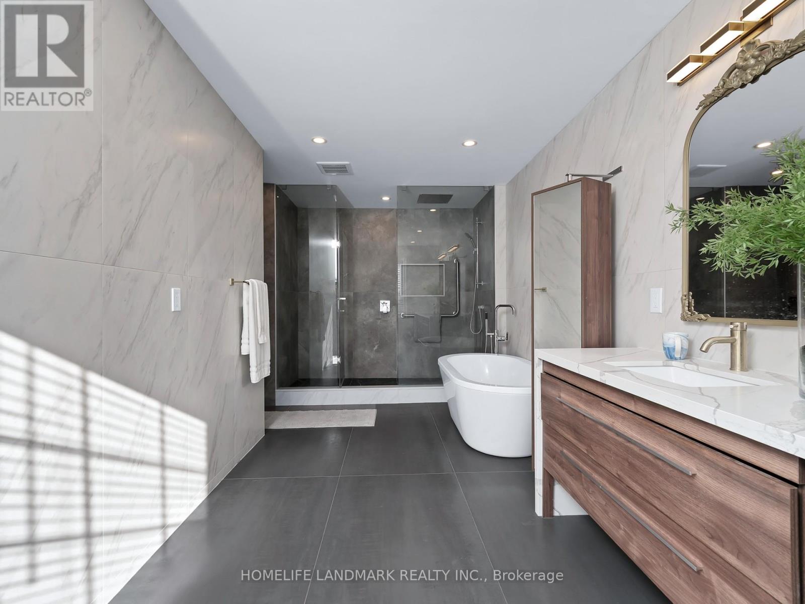 22 Appalachian Road, Vaughan, Ontario  L6A 2V9 - Photo 14 - N12837412