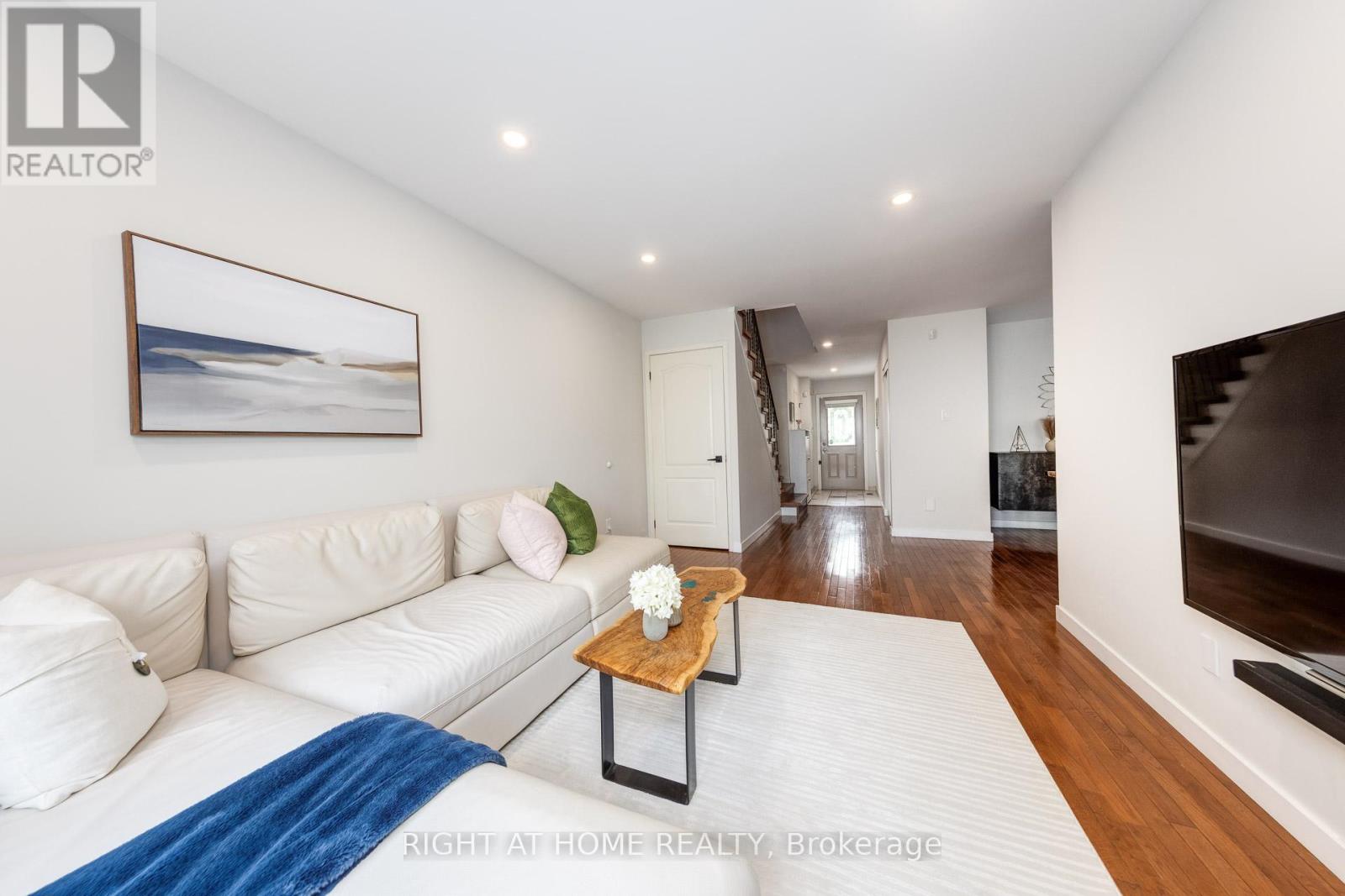 88 Sunshine Drive, Richmond Hill, Ontario  L4C 8H2 - Photo 13 - N12837428