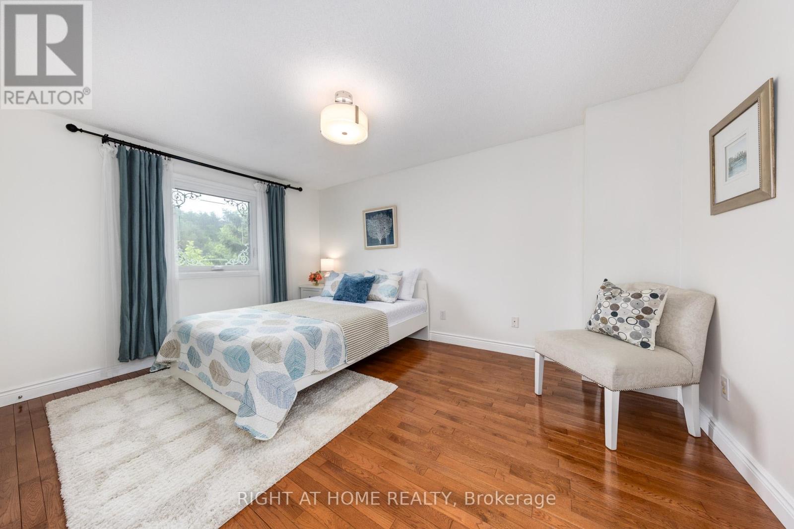 88 Sunshine Drive, Richmond Hill, Ontario  L4C 8H2 - Photo 26 - N12837428