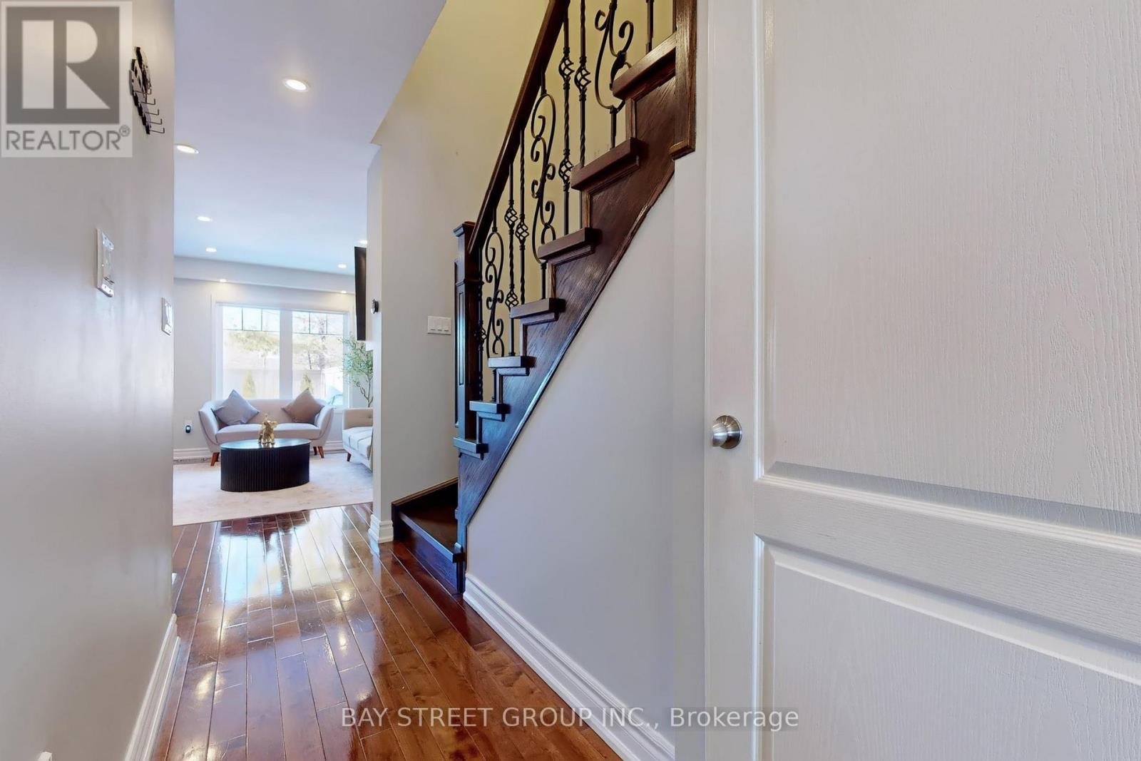 73 All Points Drive, Whitchurch-Stouffville, Ontario  L4A 0W6 - Photo 19 - N12837434