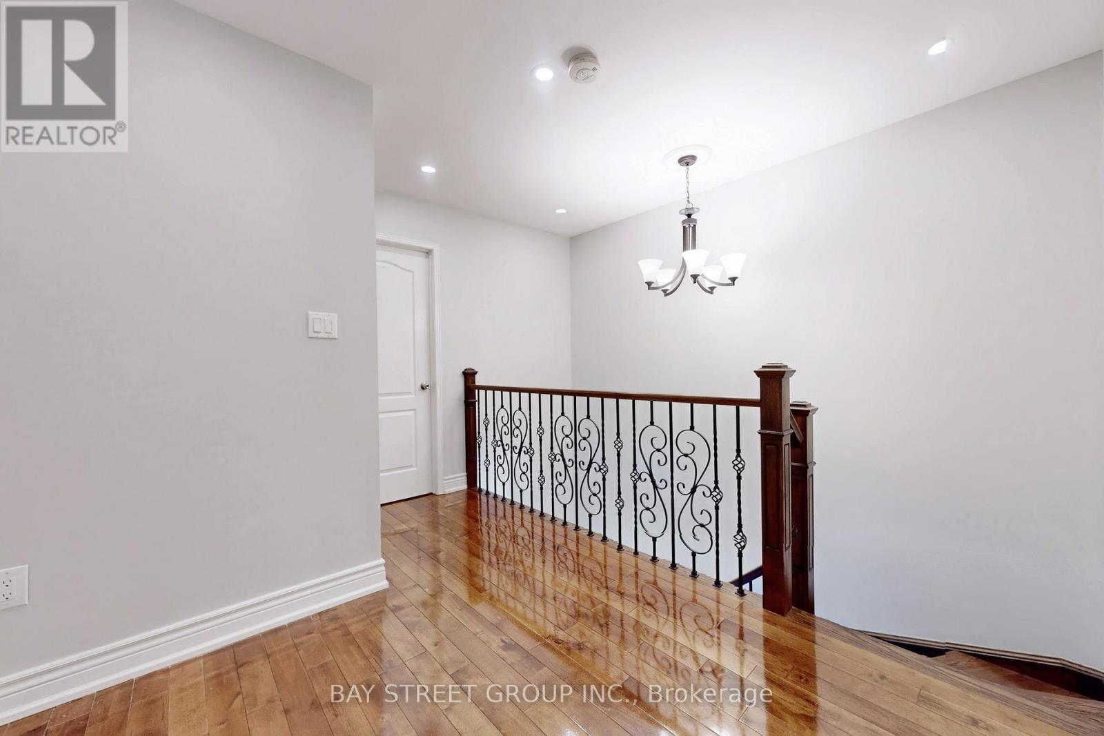 73 All Points Drive, Whitchurch-Stouffville, Ontario  L4A 0W6 - Photo 21 - N12837434