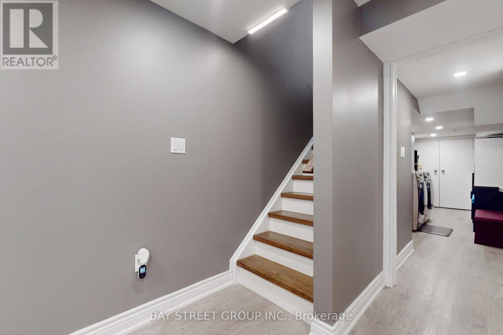 73 All Points Drive, Whitchurch-Stouffville, Ontario  L4A 0W6 - Photo 37 - N12837434