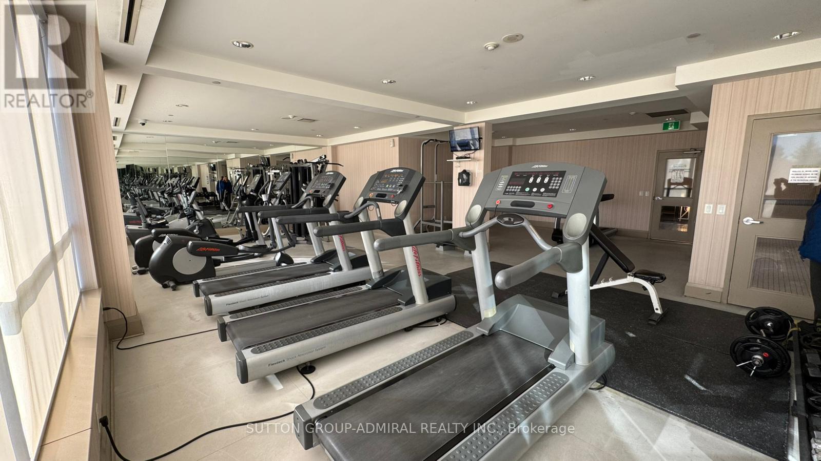 202 - 7 North Park Road, Vaughan (Beverley Glen), Ontario  L4J 0C9 - Photo 12 - N12837440