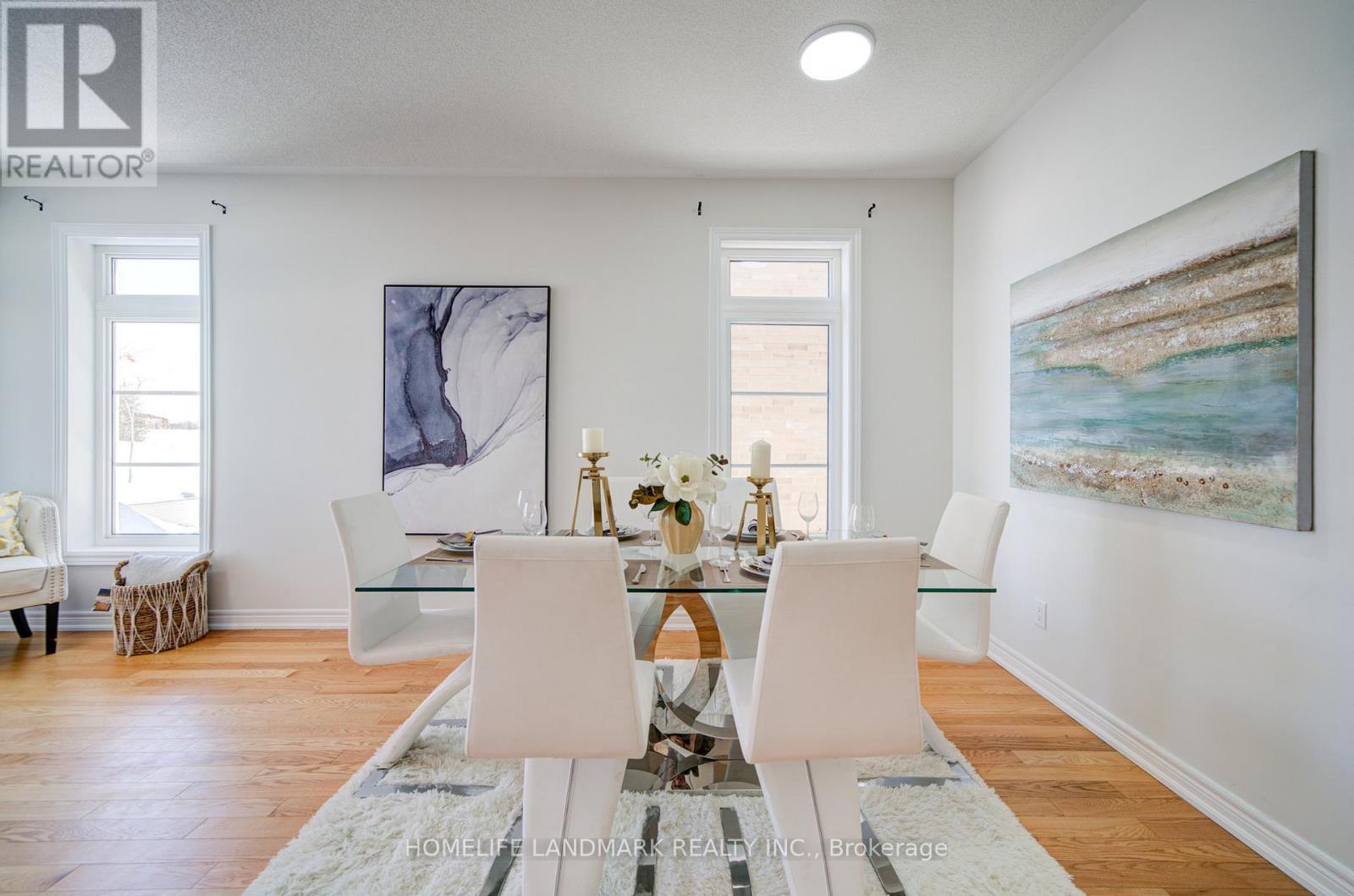 127 Decast Crescent, Markham, Ontario  L6B 1N8 - Photo 4 - N12837444