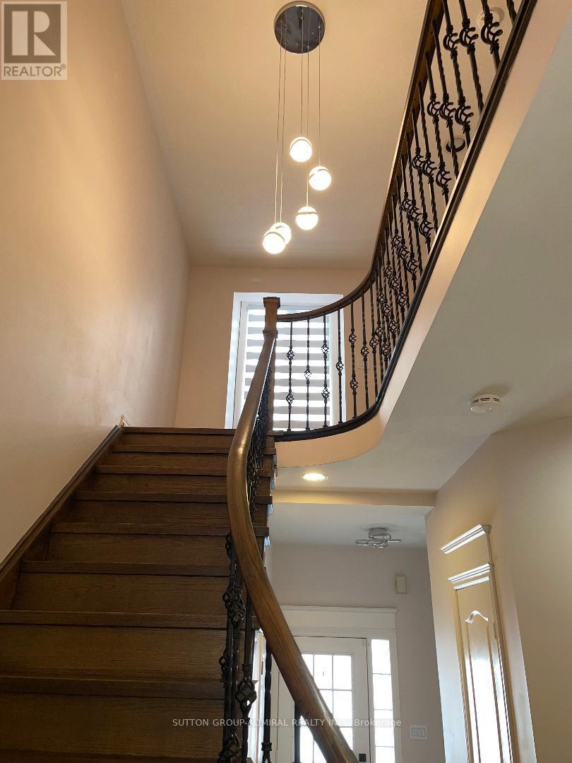 22 Casa Grande Street, Richmond Hill, Ontario  L4S 1R3 - Photo 13 - N12837456