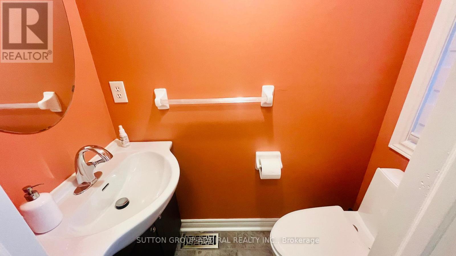 22 Casa Grande Street, Richmond Hill, Ontario  L4S 1R3 - Photo 5 - N12837456