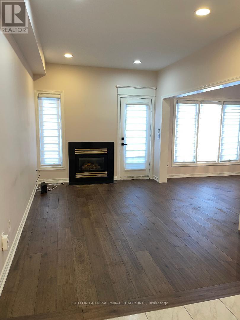 22 Casa Grande Street, Richmond Hill, Ontario  L4S 1R3 - Photo 8 - N12837456