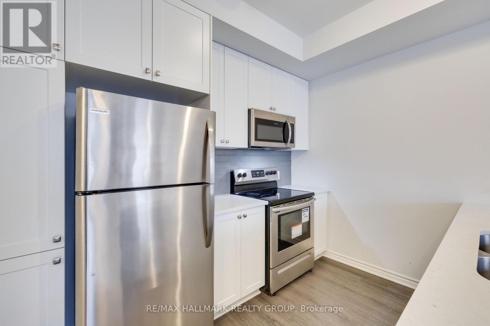 98 - 637 Makwa Private, Ottawa, Ontario  K1K 0P6 - Photo 12 - X12837492