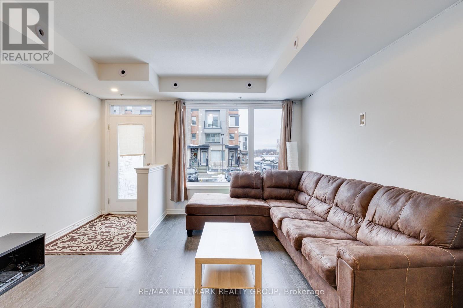 98 - 637 Makwa Private, Ottawa, Ontario  K1K 0P6 - Photo 6 - X12837492