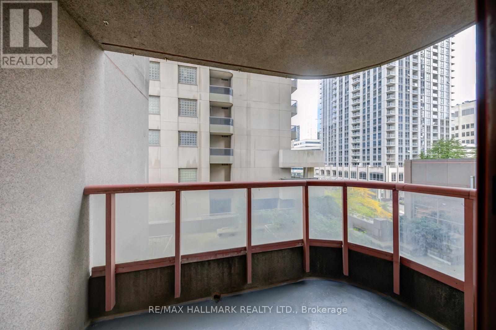 307 - 736 Bay Street, Toronto, Ontario  M5G 2M4 - Photo 11 - C12837486