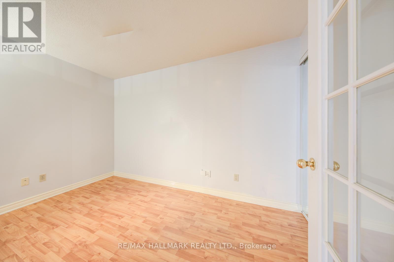 307 - 736 Bay Street, Toronto, Ontario  M5G 2M4 - Photo 4 - C12837486