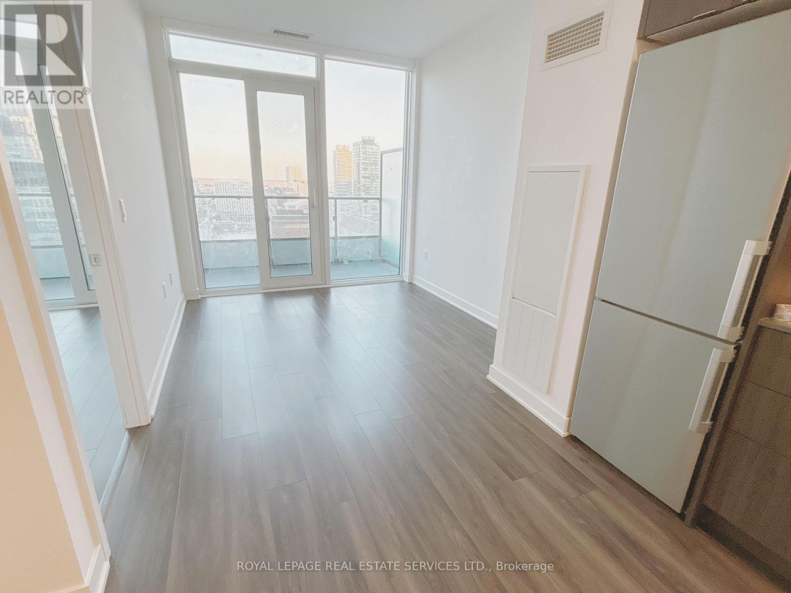 1903 E - 70 Princess Street, Toronto, Ontario  M5A 0X6 - Photo 3 - C12837490