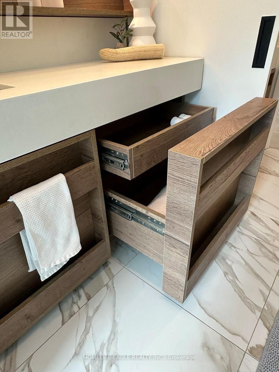 812 - 505 Richmond Street W, Toronto, Ontario  M5V 1Y3 - Photo 15 - C12837510