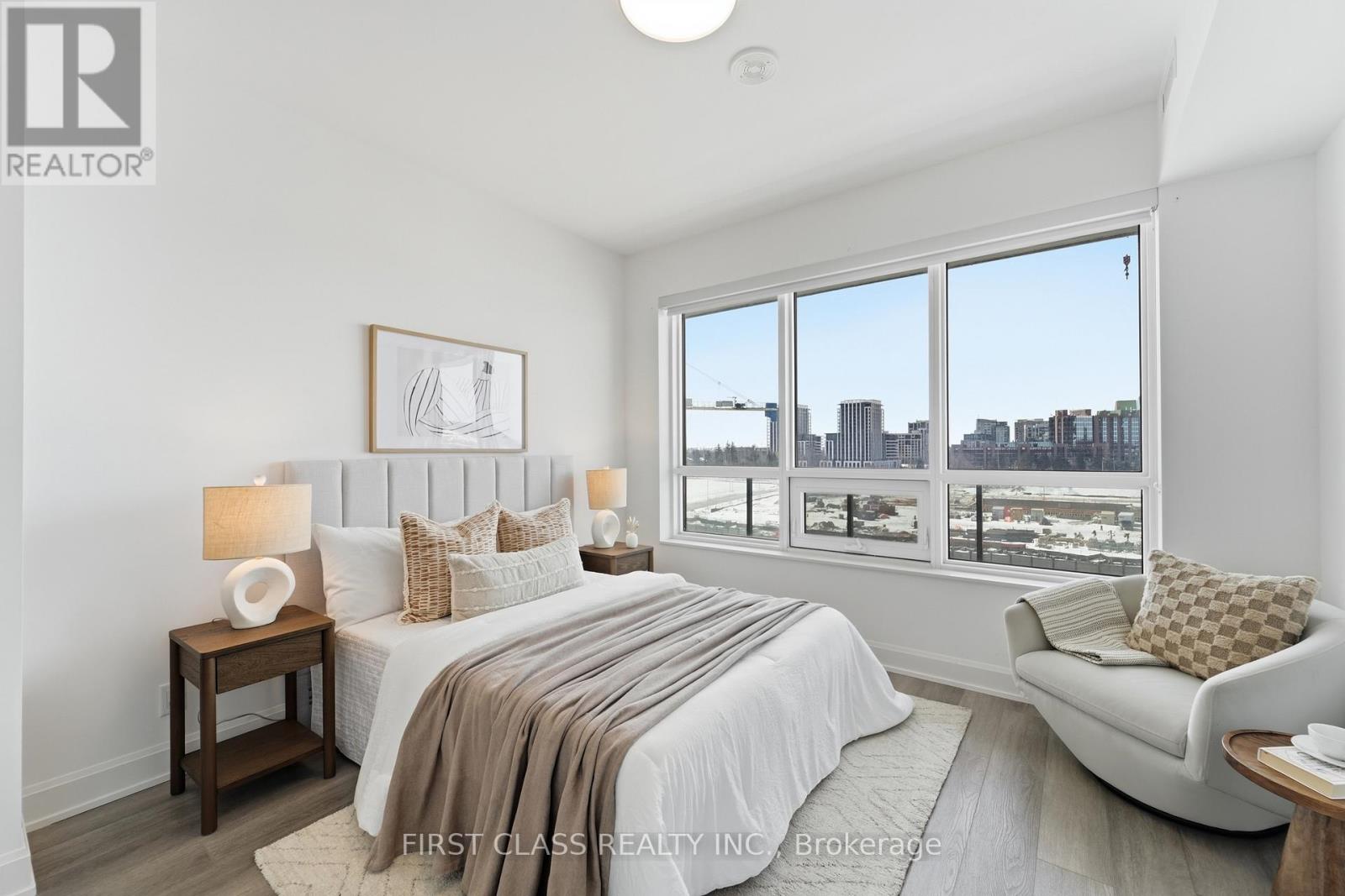 707 - 8 Water Walk Drive, Markham, Ontario  L3R 6L4 - Photo 13 - N12837516