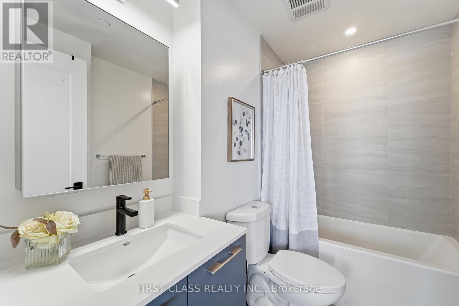 707 - 8 Water Walk Drive, Markham, Ontario  L3R 6L4 - Photo 19 - N12837516