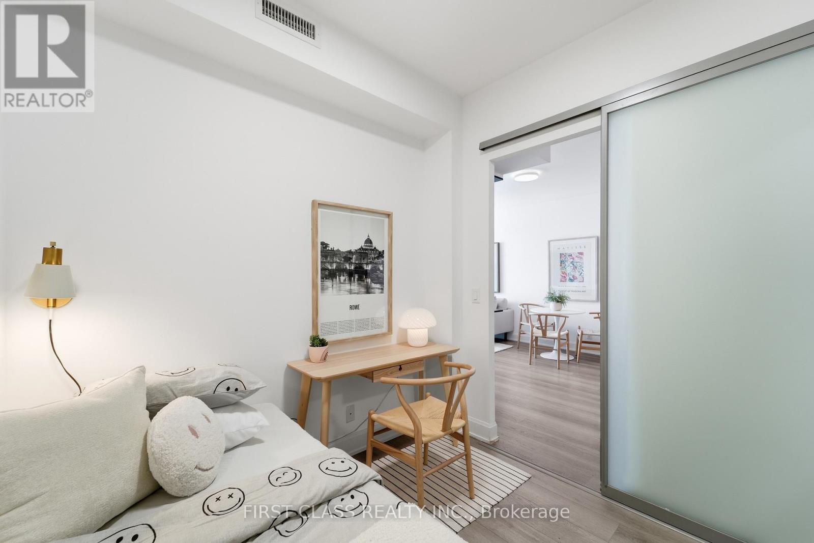 707 - 8 Water Walk Drive, Markham, Ontario  L3R 6L4 - Photo 20 - N12837516