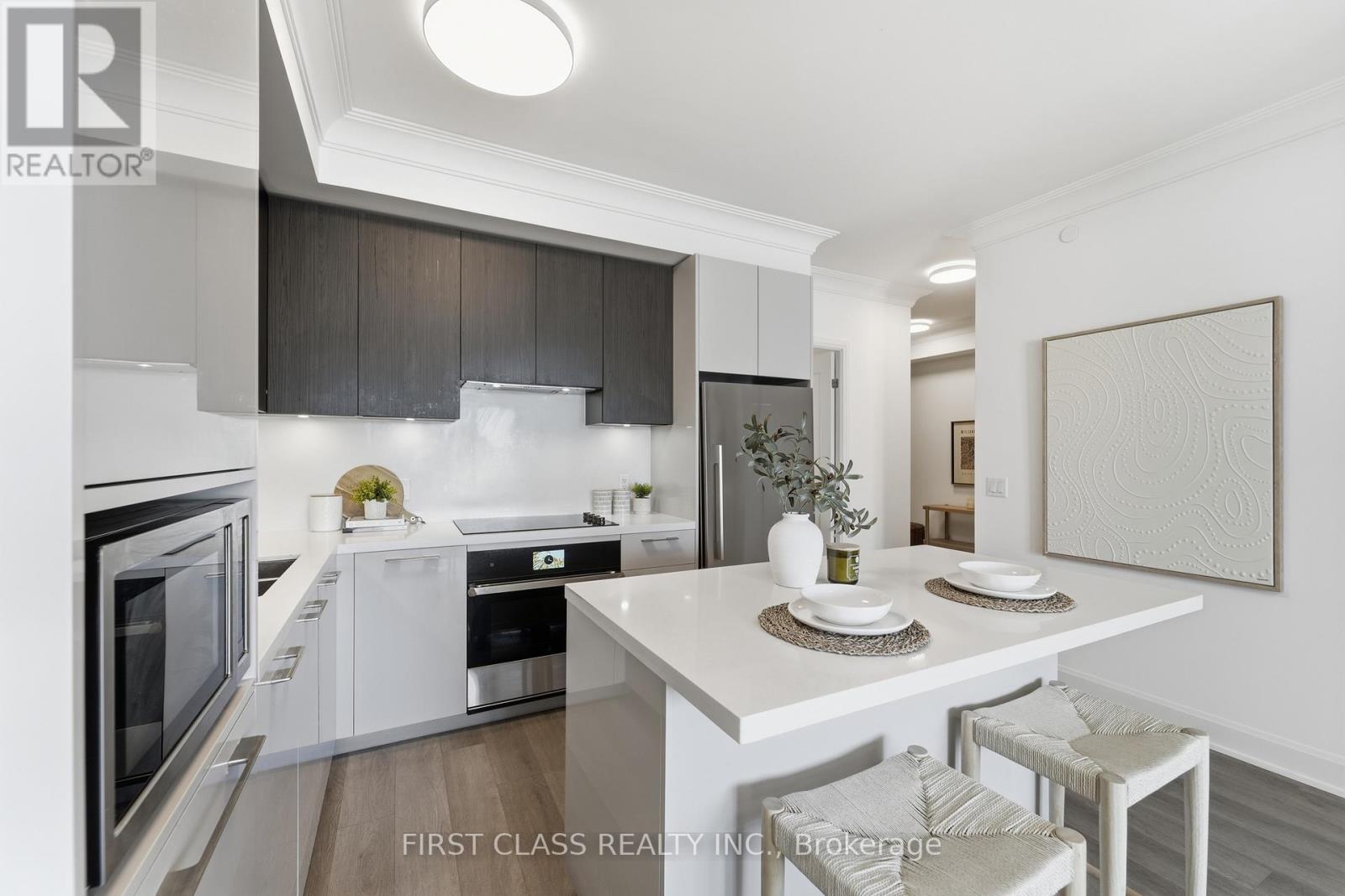 707 - 8 Water Walk Drive, Markham, Ontario  L3R 6L4 - Photo 8 - N12837516