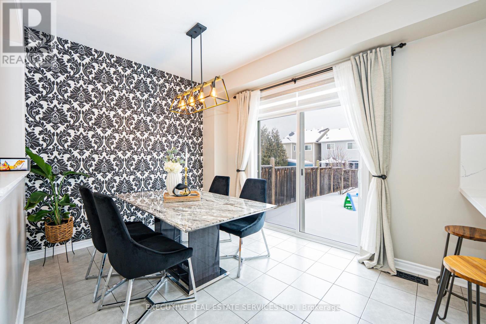 51 Chiswick Avenue, Whitby, Ontario  L1M 0E1 - Photo 11 - E12837502