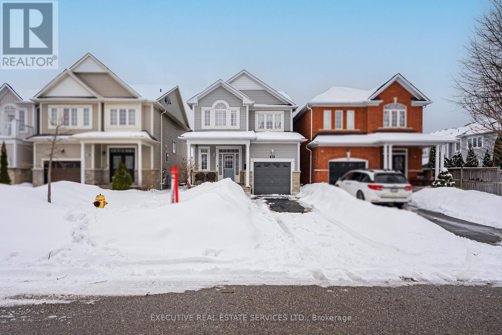 51 CHISWICK AVENUE, Whitby, Ontario