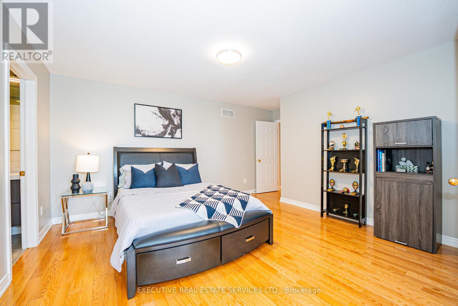 4 Berkshire Place, Hamilton, Ontario  L9K 0A9 - Photo 30 - X12837508