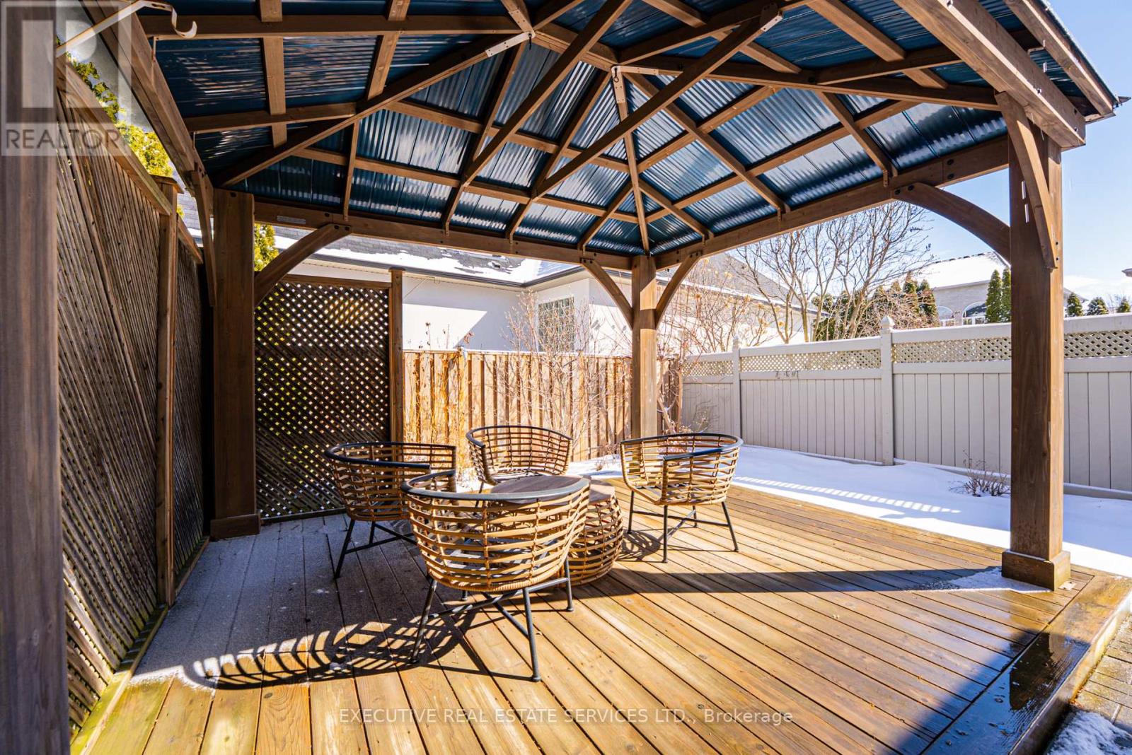 4 Berkshire Place, Hamilton, Ontario  L9K 0A9 - Photo 45 - X12837508