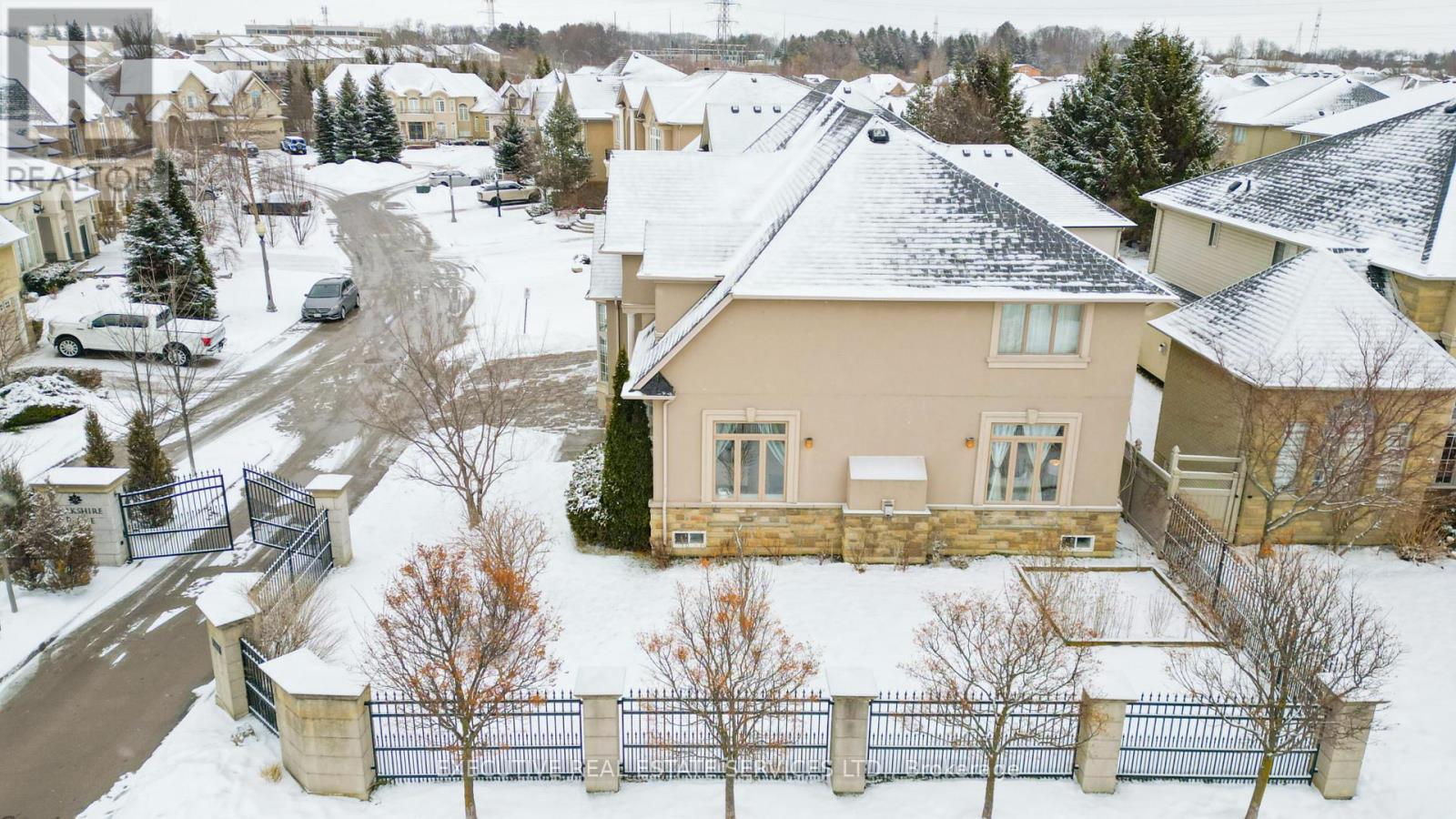 4 Berkshire Place, Hamilton, Ontario  L9K 0A9 - Photo 48 - X12837508