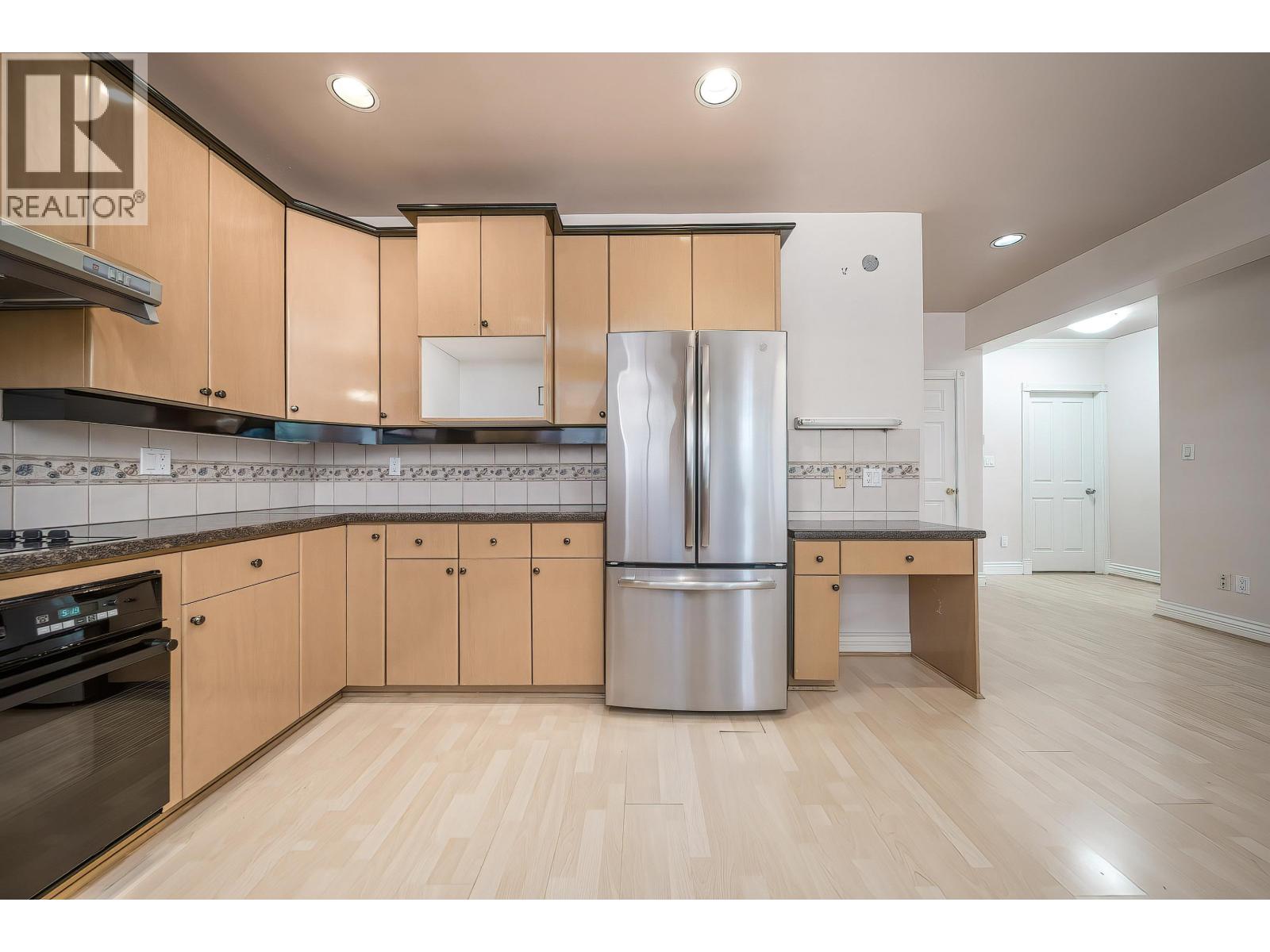 6195 Garrison Court, Richmond, British Columbia  V7C 5S2 - Photo 23 - R3095221