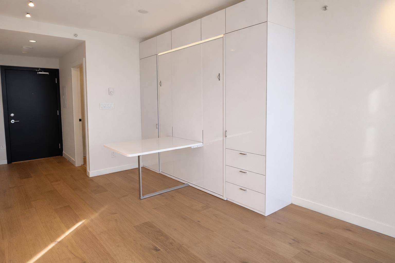 2105 13438 Central Avenue, Surrey, British Columbia  V3T 0N2 - Photo 4 - R3094704