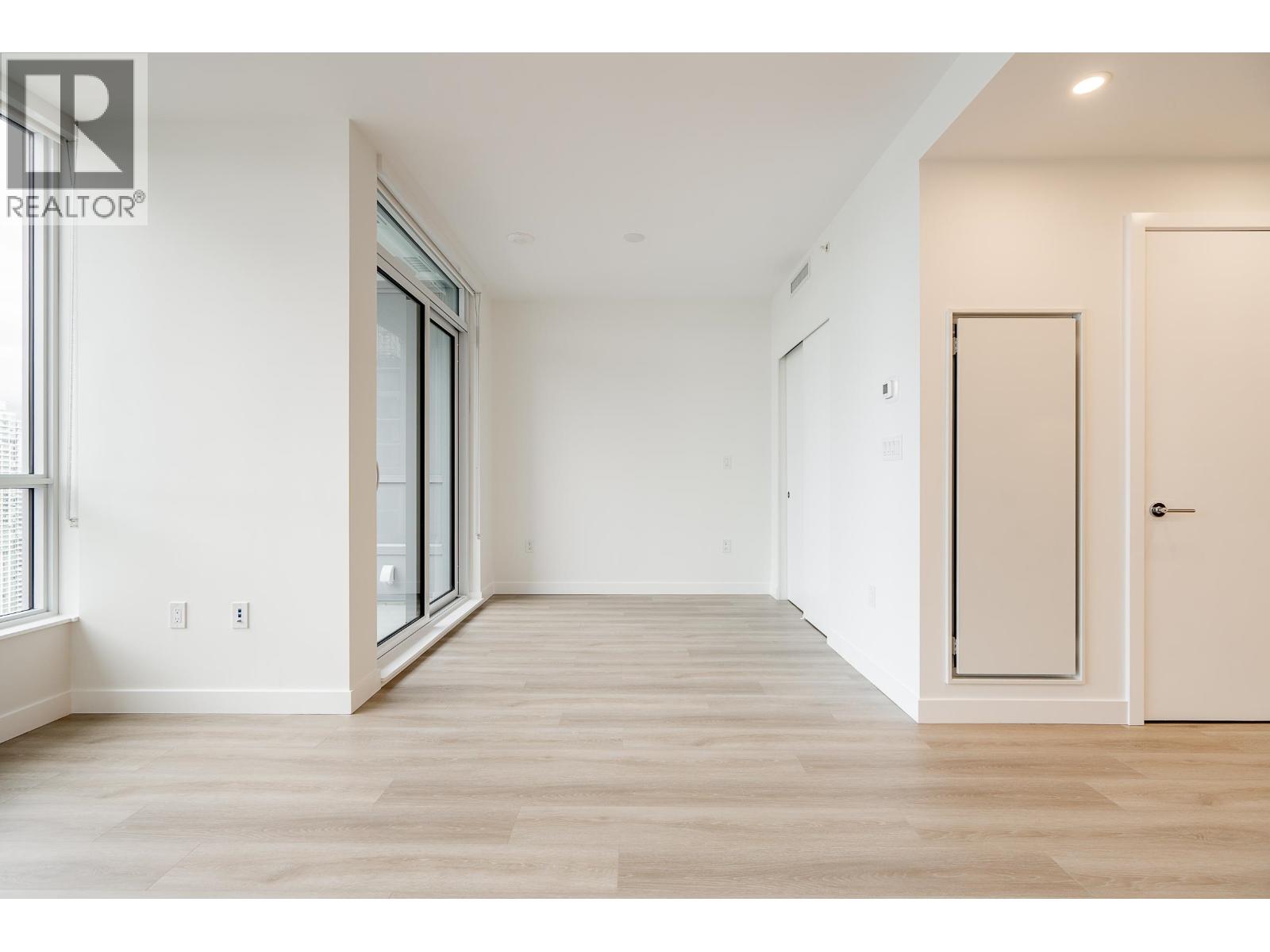 3303 6087 Wilson Avenue, Burnaby, British Columbia  V5H 2R5 - Photo 18 - R3094385