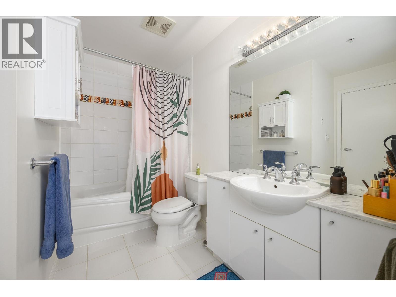 405 168 E Esplanade, North Vancouver, British Columbia  V7L 4X8 - Photo 14 - R3093068