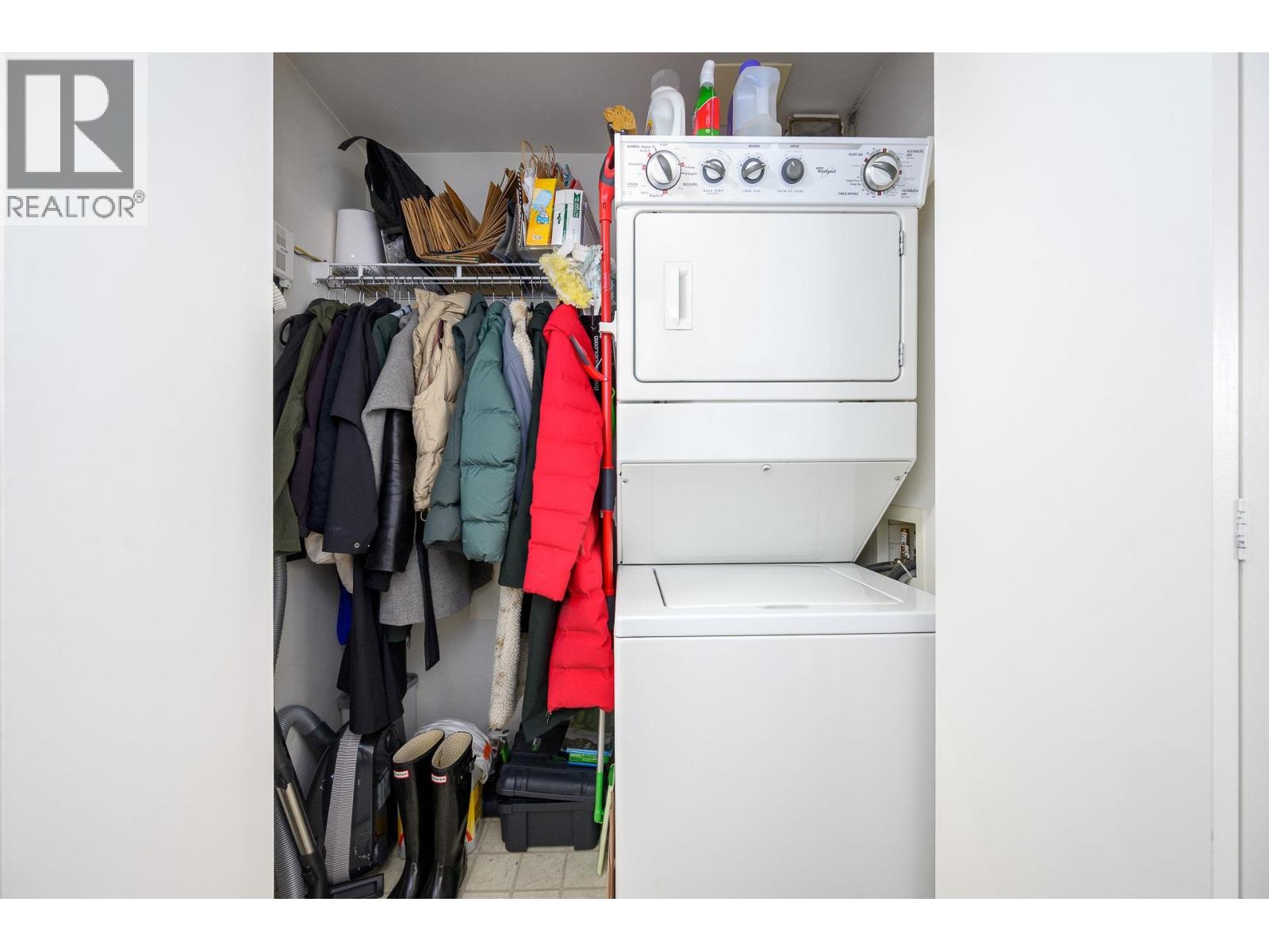 405 168 E Esplanade, North Vancouver, British Columbia  V7L 4X8 - Photo 15 - R3093068