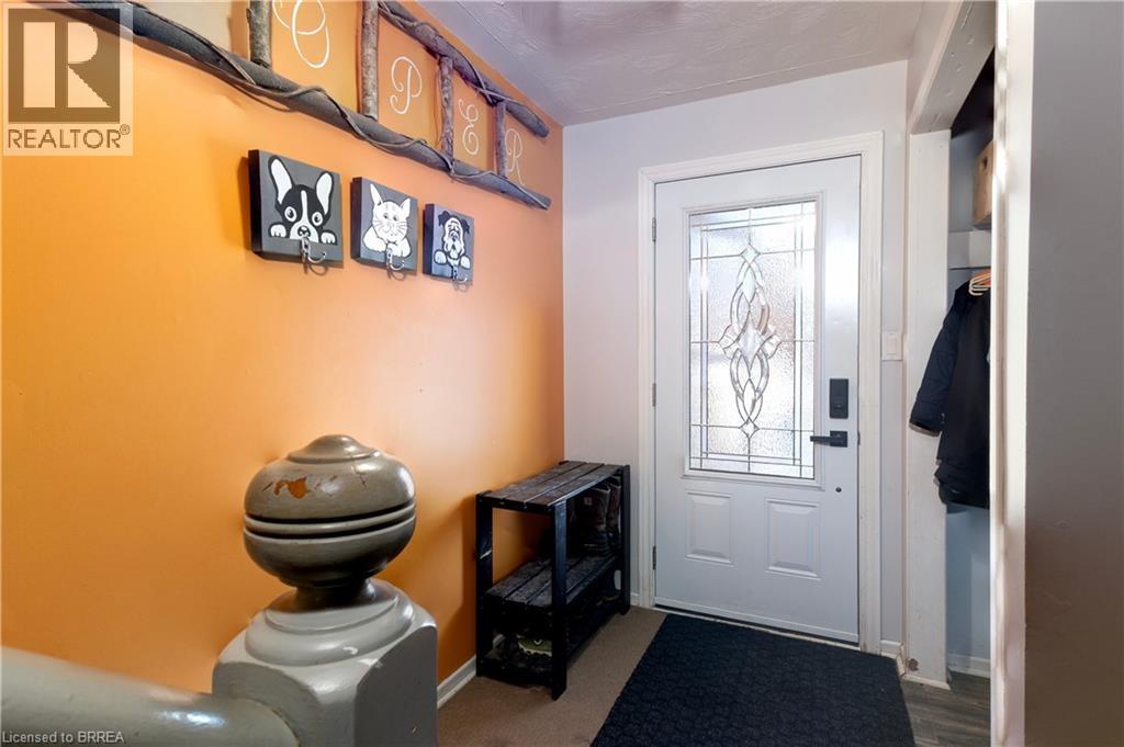 38 Mowat Street, Stratford, Ontario  N5A 2B7 - Photo 5 - 40807853