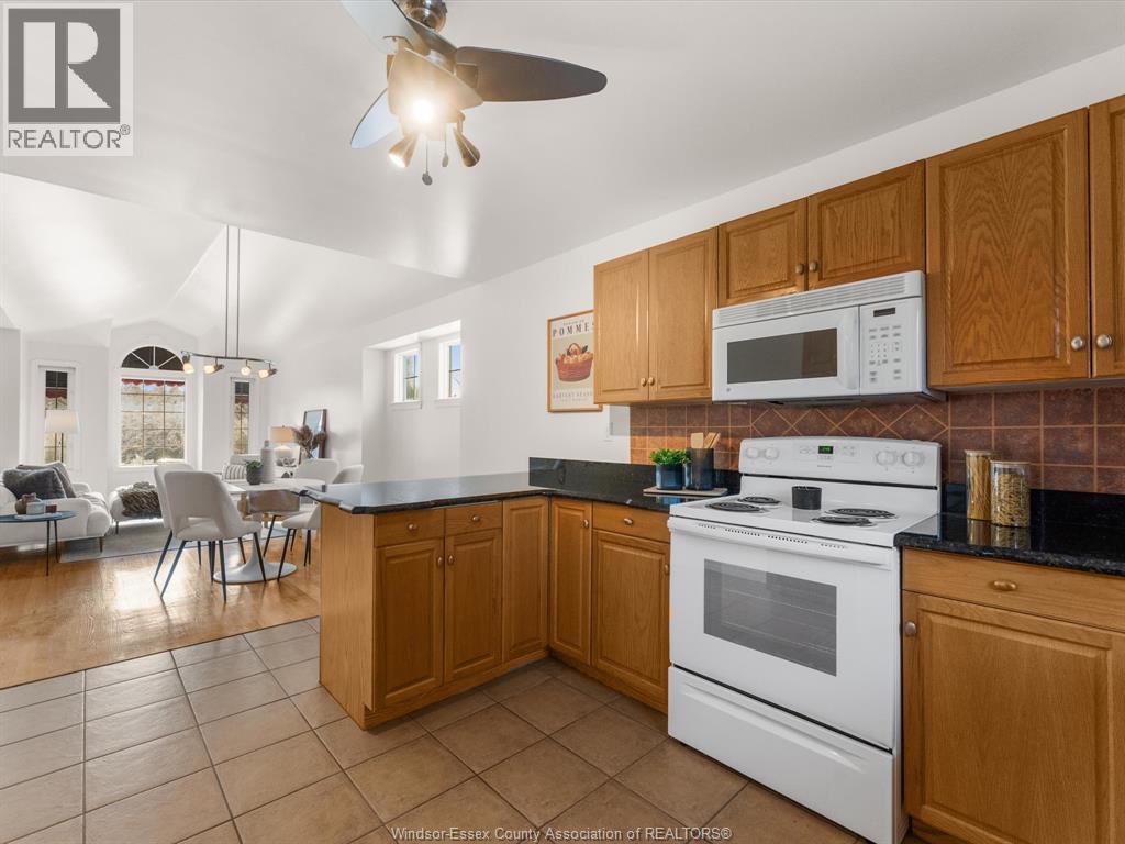 12470 Little River Boulevard, Tecumseh, Ontario  N8N 4V4 - Photo 19 - 26004364