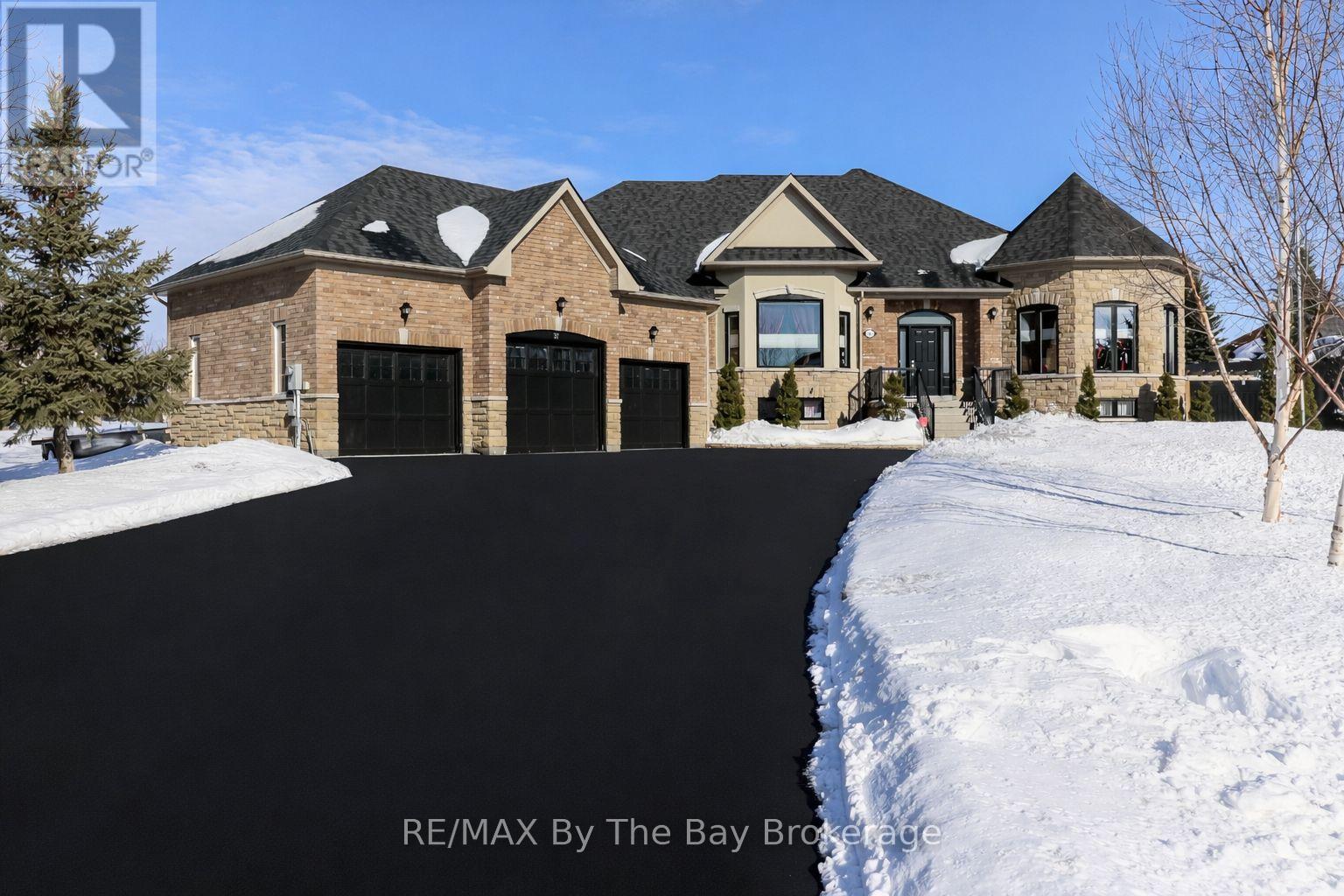 37 Walnut Drive, Wasaga Beach, Ontario L9Z 0A8 - Photo 9 - S12837638