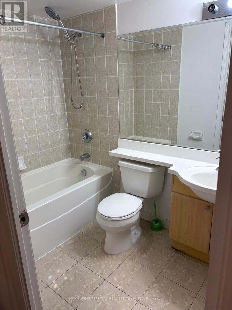 2807 - 763 Bay Street, Toronto, Ontario  M5G 2R3 - Photo 8 - C12753718