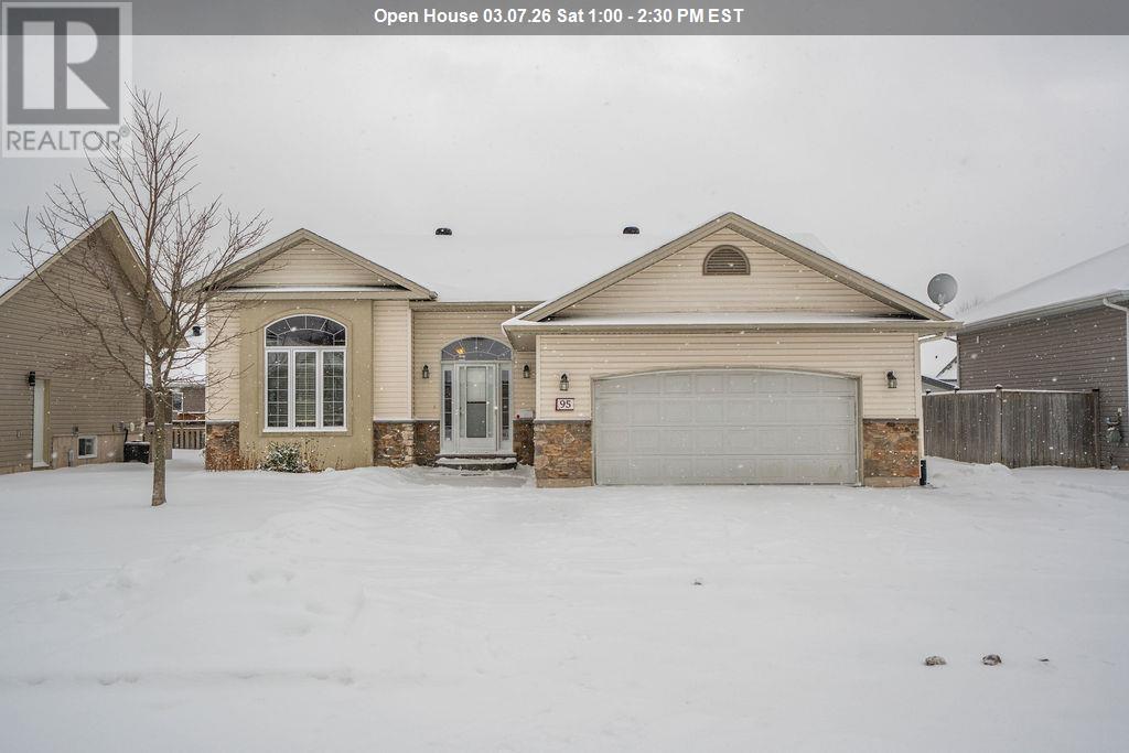 95 Beaumont AVE, Sault Ste. Marie, Ontario