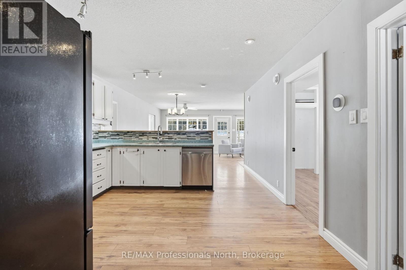 1003 Settlers Lane, Bracebridge, Ontario  P1L 1W9 - Photo 14 - X12837644