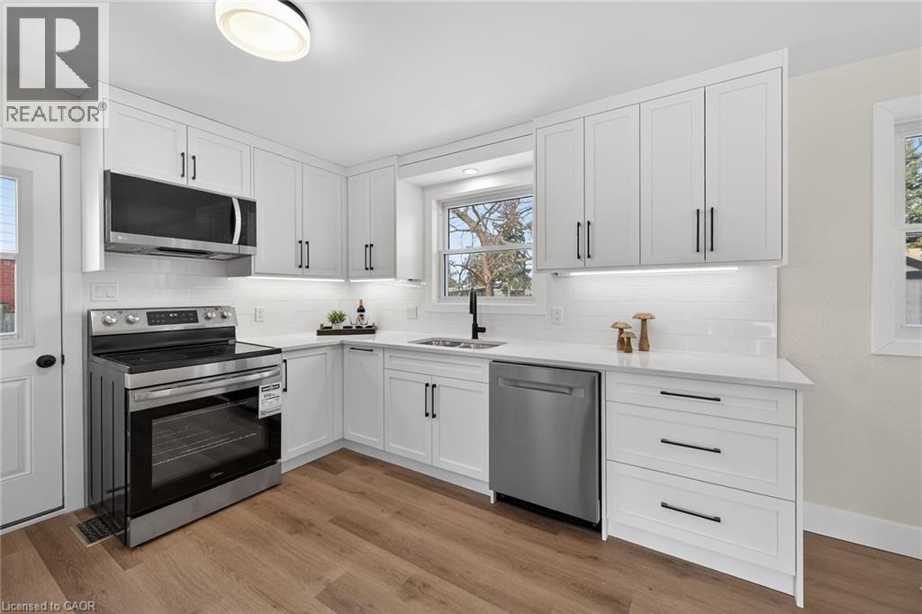 1418 Pineview Court, Cambridge, Ontario  N3H 4X1 - Photo 12 - 40808134