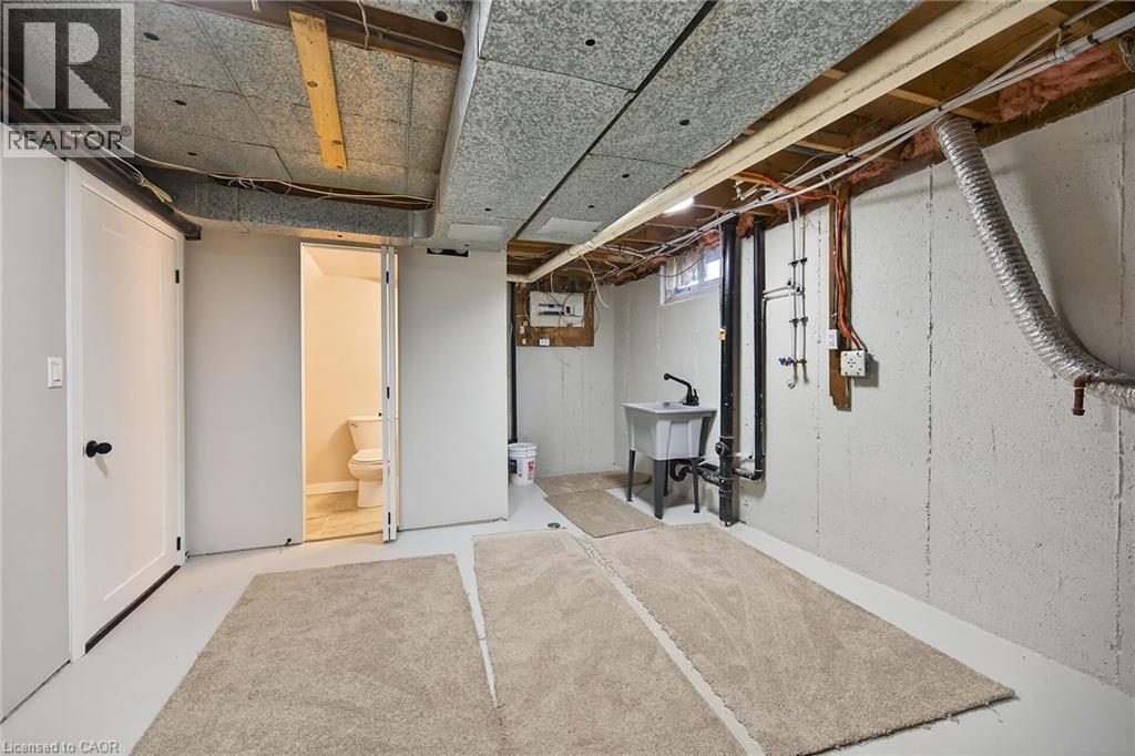 1418 Pineview Court, Cambridge, Ontario  N3H 4X1 - Photo 37 - 40808134