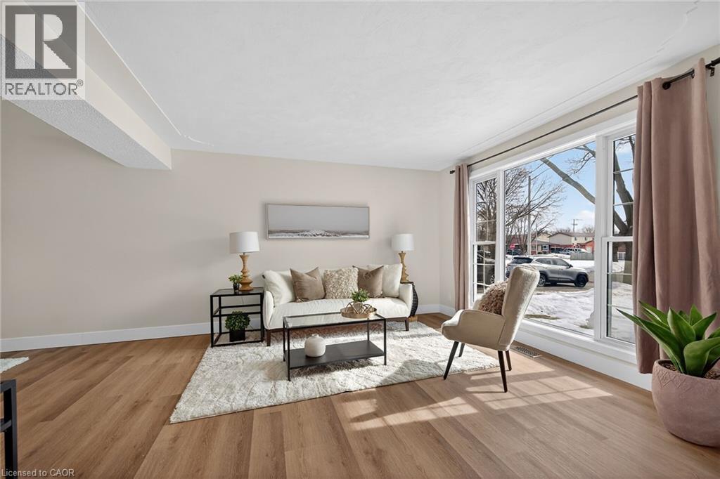 1418 Pineview Court, Cambridge, Ontario  N3H 4X1 - Photo 8 - 40808134