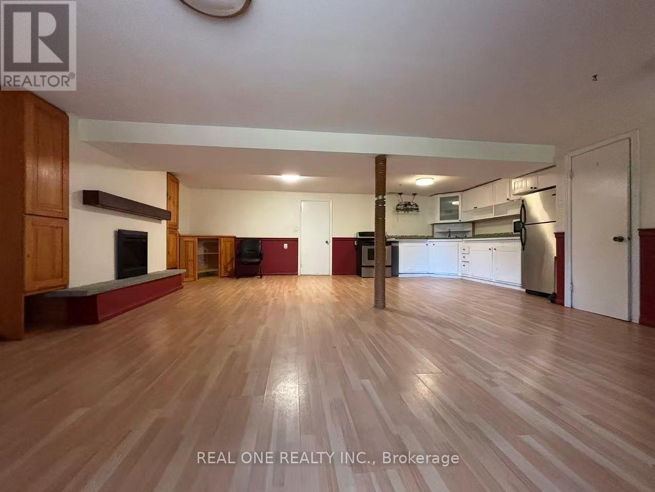 1377 Old Green Lane E, East Gwillimbury, Ontario  L9N 0L8 - Photo 21 - N12373097